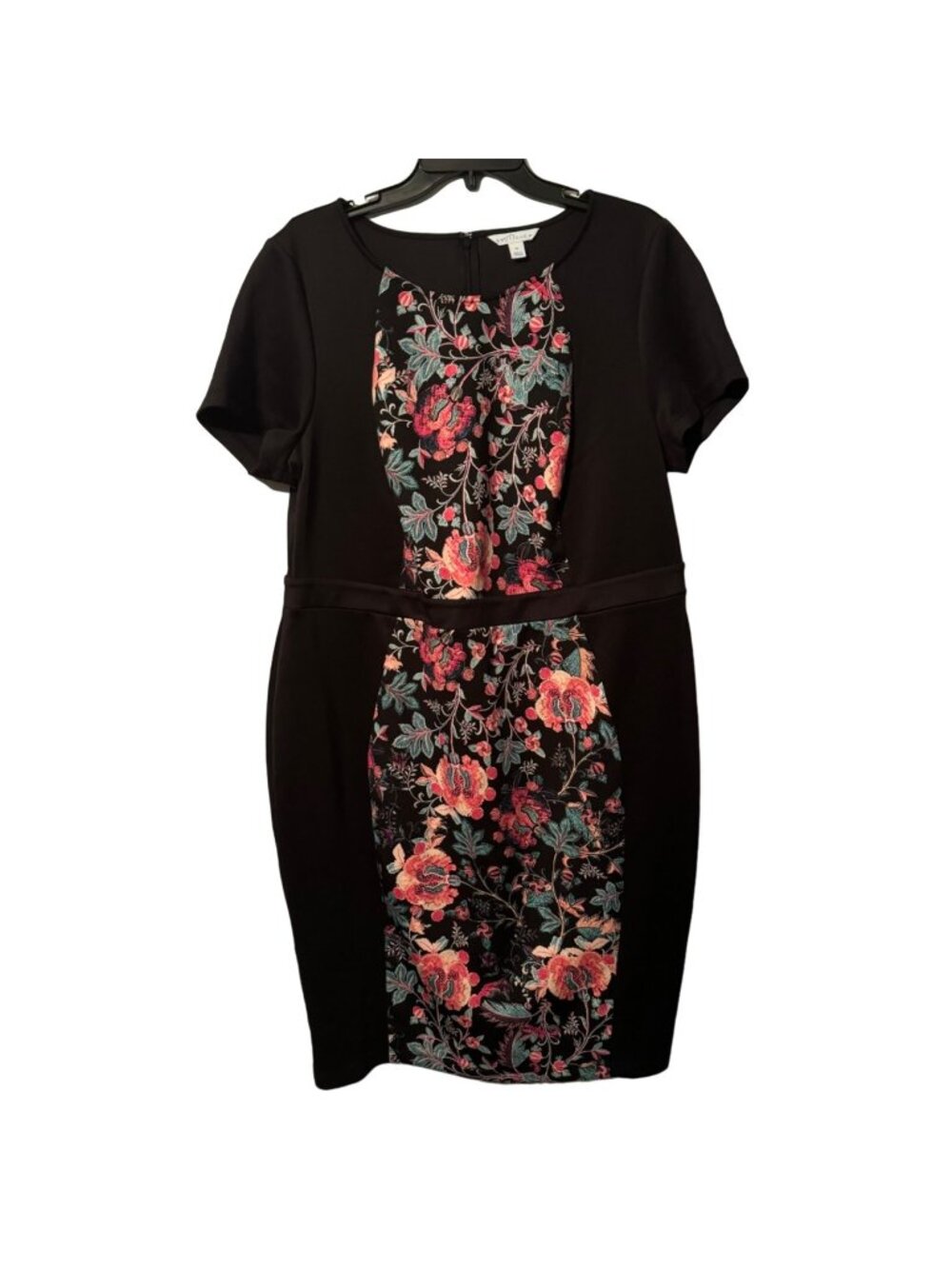 Boutique Black / Floral Knee-Length Dress  Size 1X Polyester/Spandex Blend